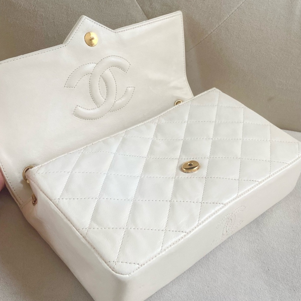 Chanel Vintage Quilted Lambskin XL CC 24k Gold Plated hardware Flap Bag - Picture 5 of 10